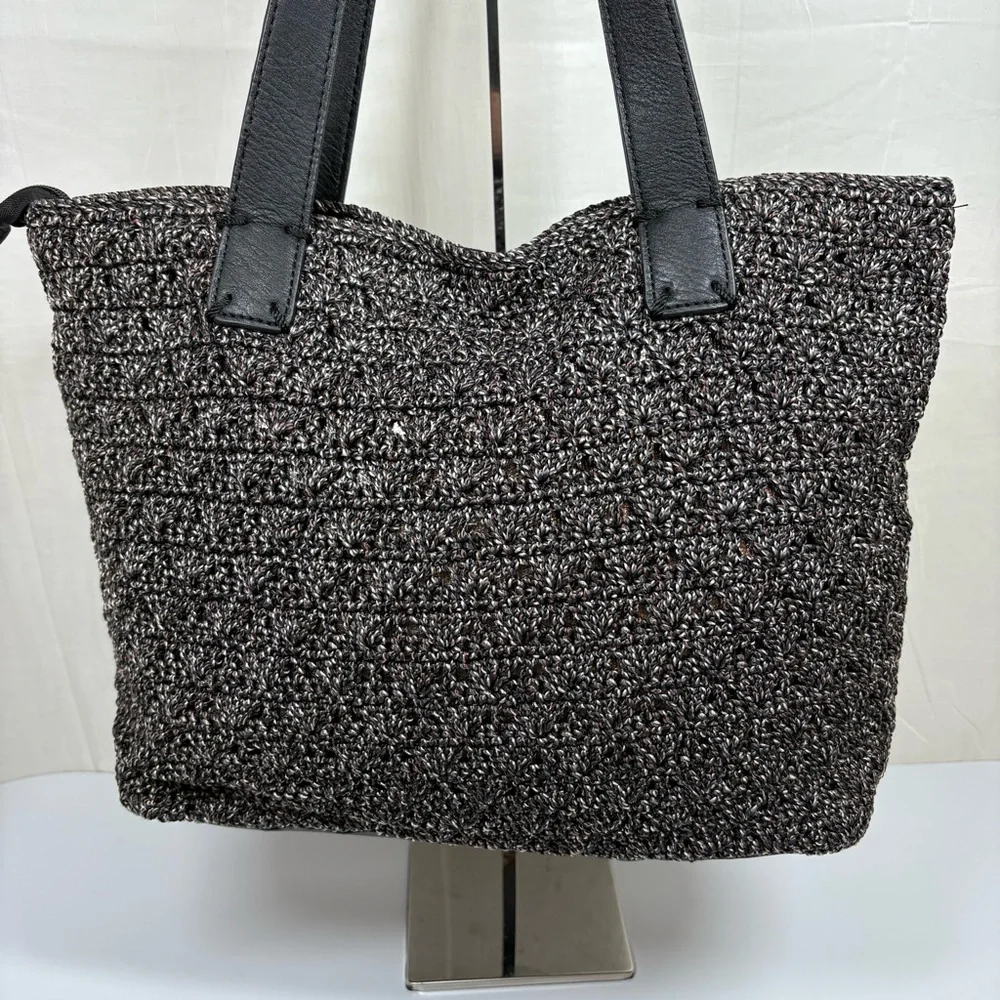 The Sak Fairmont Crochet Zip Top Tote Shoulder Bag  Black Mauve White‎